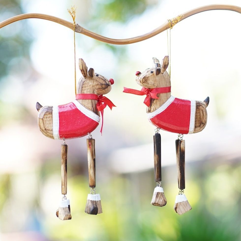 Albesia Wood Holiday Reindeer Ornaments Pair 'Rudolf'
