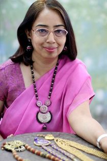 Ritu Thapar