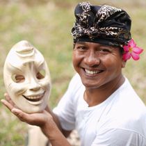 Nyoman Lasia