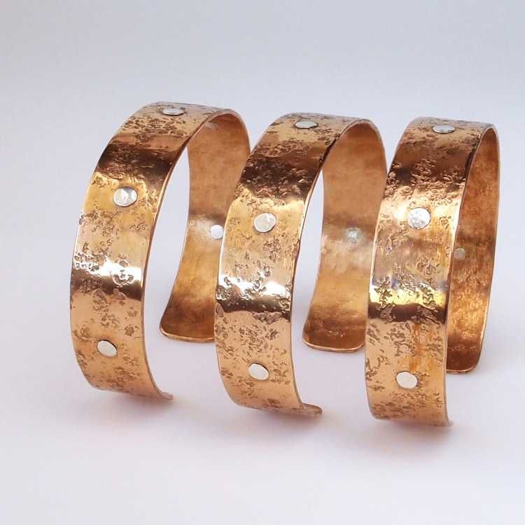 Main item image