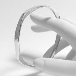 Image for Art deco style hand-forged round bangle bracelet made from sturdy, six-gauge solid sterling silver round wire. Br162