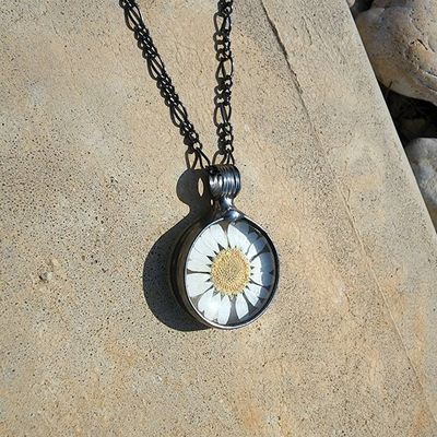 Alternate image for Natural Daisy Pendant Necklace for Women, Real Pressed Flower Jewelry