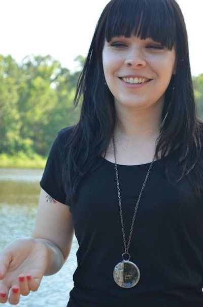 Alternate image for Handmade Magnifying Glass Necklace for Women, Glass Monocle, Practical Gift for Reader or Elderly