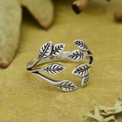 Alternate image for Leaf Cluster Adjustable Ring