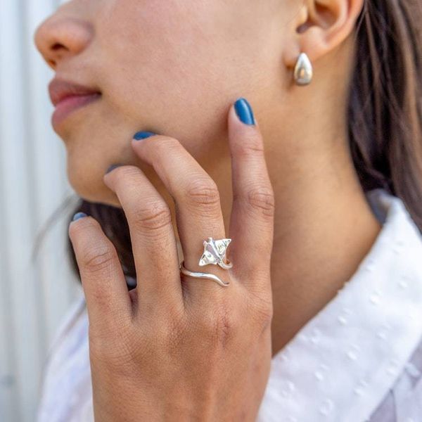 Alternate image for Adjustable Stingray Ring