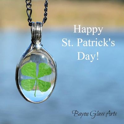 Alternate image for Real 4 Leaf Clover Necklace for Women, Quality Glass Pendant, Irish Lucky Charm, St. Patricks Day Jewelry