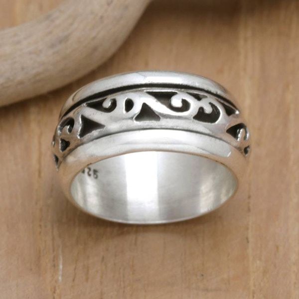 Alternate image for Sterling Silver Meditation Ring with Sinuous Details Spinning Waves