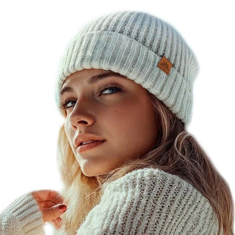 Knit Ribbed Baby Alpaca and Wool Blend Beanie Hat in Ivory  display picture 1