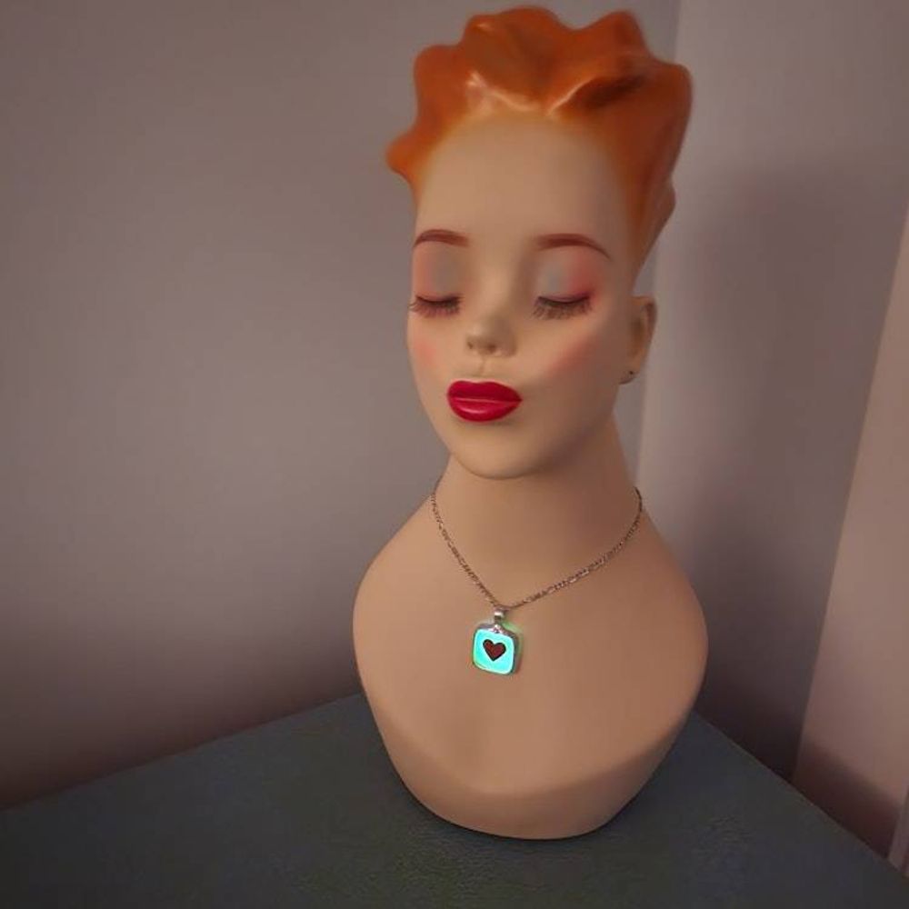 Alternate item image