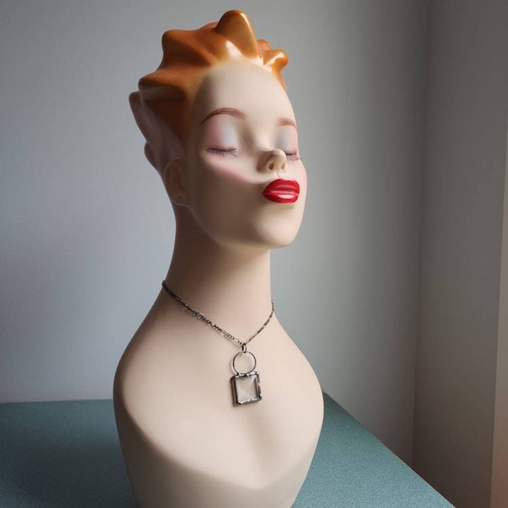 Alternate item image