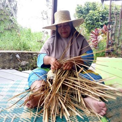 Alternate image for Gift Set of Handwoven Pouch and Canting Wax and Dye Tool, Handwoven Natural Bag, Gift for Her