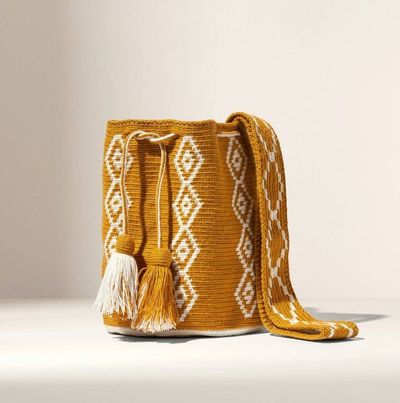 Main image for Cadena Gold