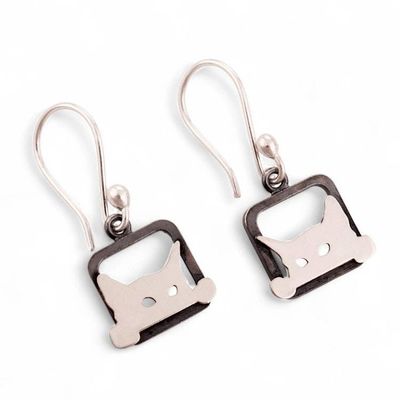 Alternate image for Peeking Cat-Themed Polished Darkened Silver Dangle Earrings Curious Kittens
