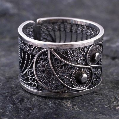 Alternate image for Handcrafted Oxidized Silver Filigree Ring Yin and Yang