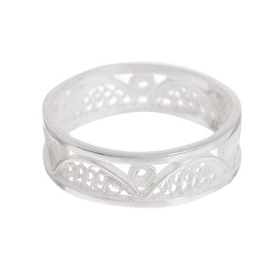 Alternate image for Arc Pattern Sterling Silver Filigree Band Ring from Peru Glistening Arcs