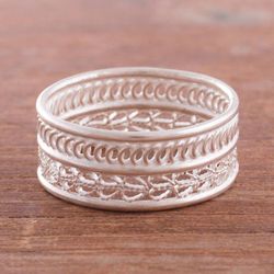 Image for Curve Pattern Sterling Silver Filigree Band Ring from Peru Legendary Curves