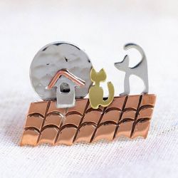 Image for Handmade Cat Motif Brooch Pin Cats on a Roof
