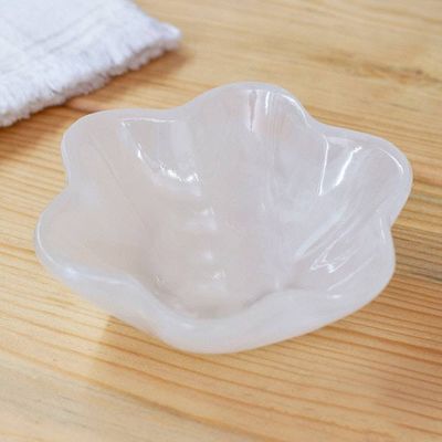 Alternate image for White Hand-Carved Natural Marble Six-Leaf Clover Catchall White Clover