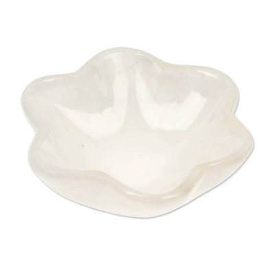 Alternate image for White Hand-Carved Natural Marble Six-Leaf Clover Catchall White Clover