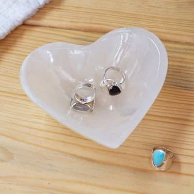 Alternate image for Romantic Heart-Shaped Hand-Carved Natural Marble Catchall White Heart