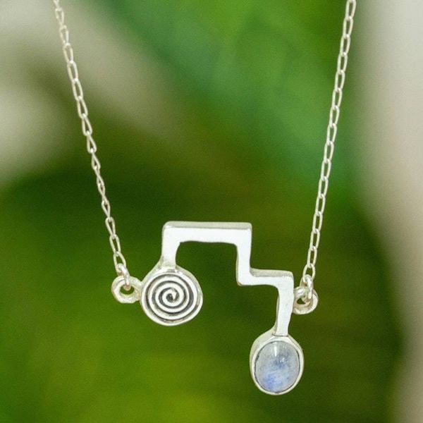 Alternate image for Sterling Silver Necklace with Modern Labradorite Pendant Light of Energy