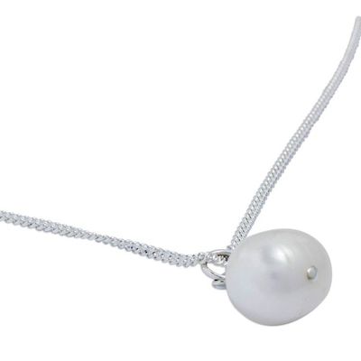 Alternate image for White Pearl Necklace Radiant Purity