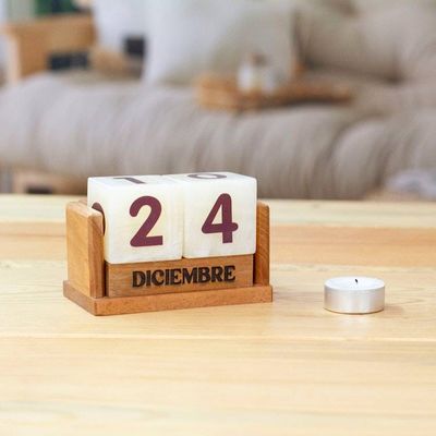 Alternate image for Marble Tile Cedarwood and Pinewood Perpetual Desk Calendar Neverending Time