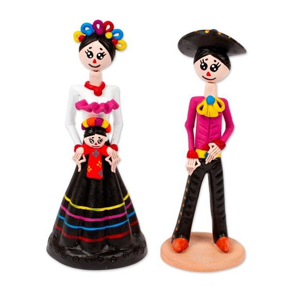 Alternate image for Hand-Painted 2-Piece Folk Art-Themed Couple Sculpture Set Night in Love