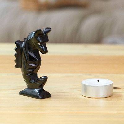 Alternate image for Marine-Themed Handmade Seahorse Marble Figurine in Black Enigma of Gallantry