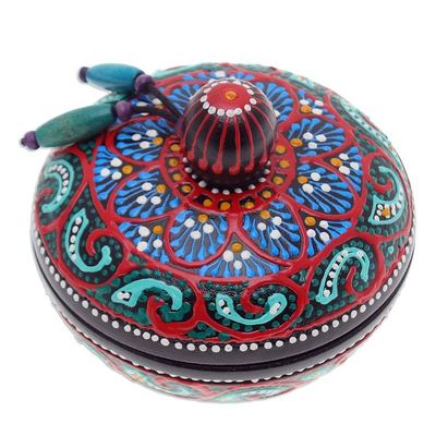 Alternate image for Traditional Thai Mango Wood Decorative Box in Red and Green Floral Marvel in Green