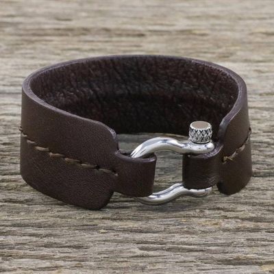 Alternate image for Rugged Womens Brown Leather Bracelet with Shackle Clasp Rugged Femme