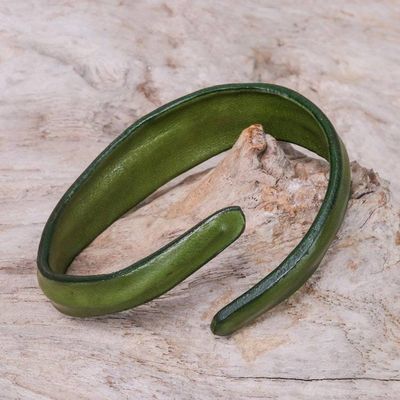 Alternate image for Handmade Leather Wristband Bracelet in Olive from Thailand Wavy Embrace in Olive