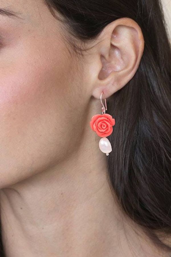Alternate image for Freshwater Pearl and Sterling Silver Dangle Earrings Misty Rose