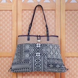 Image for Cotton Blend Geometric-Motif Shoulder Bag Shopping Day in Black