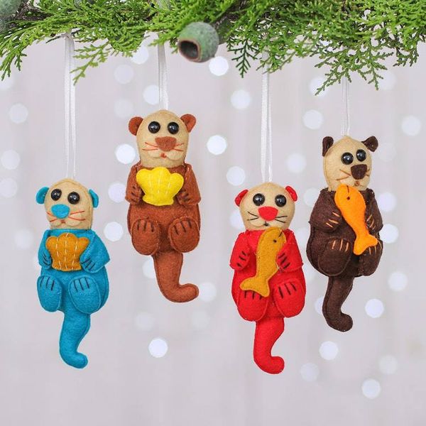 Alternate image for Set of 4 Handcrafted Otter Felt Ornaments in Diverse Hues Colors Otters
