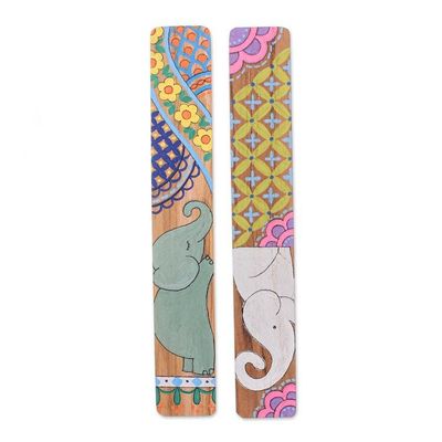 Alternate image for Whimsical Elephant-Themed 2-Piece Painted Wood Bookmark Set Reading Trunks
