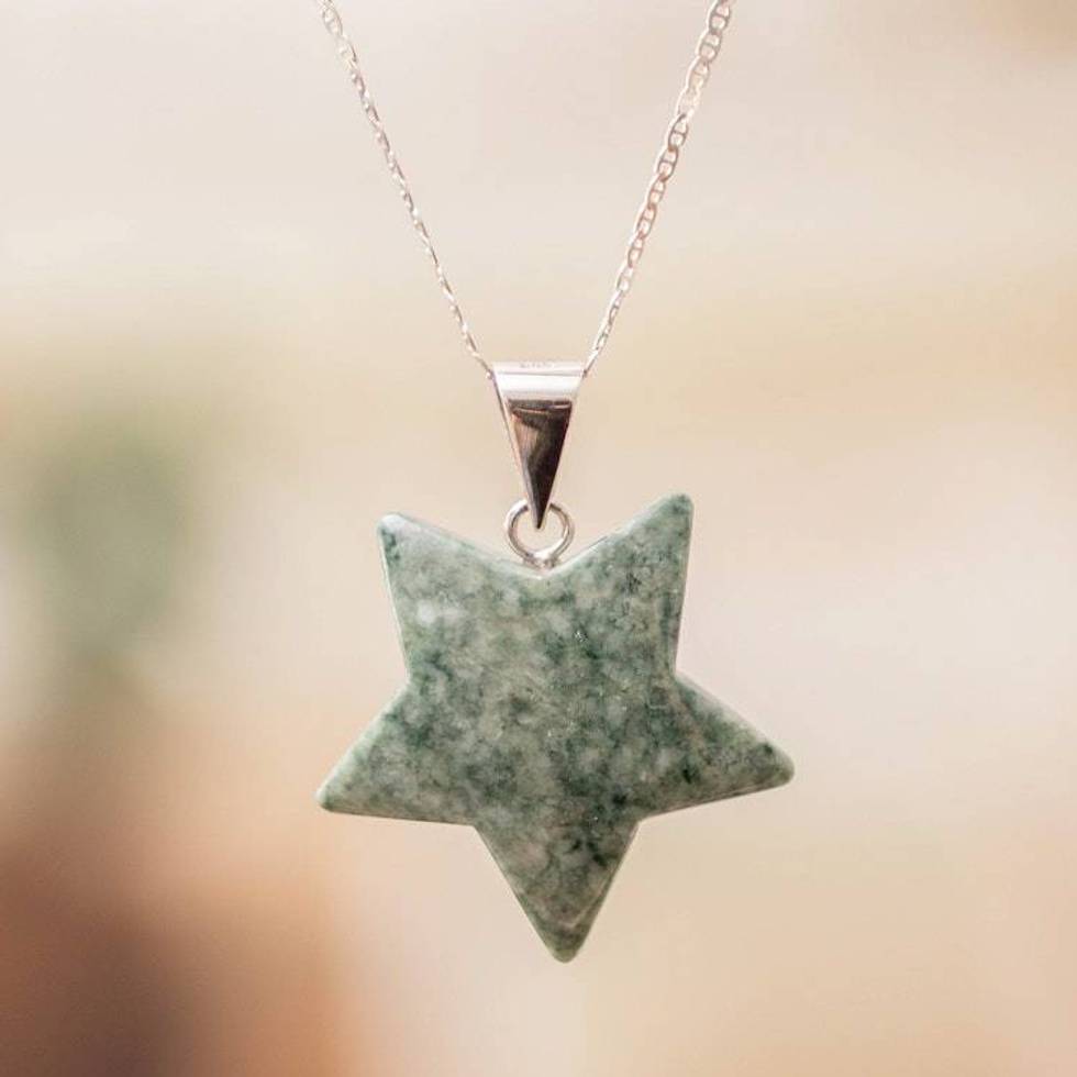 Light Green Jade Silver Star Pendant Necklace from Guatemala 'Stellar Light'