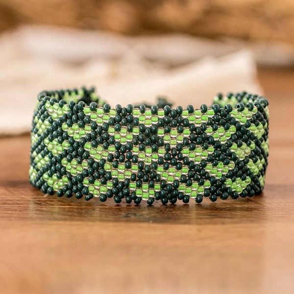 Alternate image for Heart-Themed Adjustable Handmade Beaded Wristband Bracelet Unbreakable Love