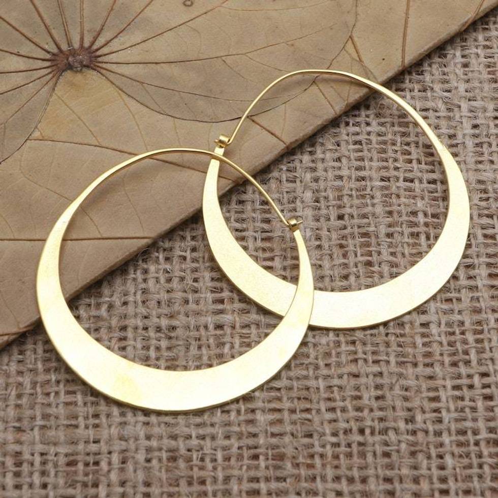 Moern Gold-Plated Hoop Earrings 'Moon Halo'