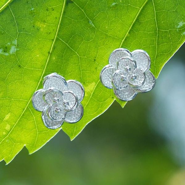 Alternate image for Floral High-Polished Sterling Silver Carnation Stud Earrings Carnation of Winter