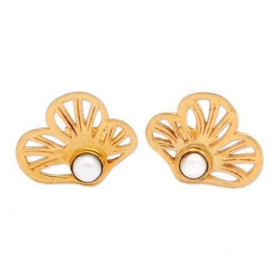 Alternate image for 22k Gold-plated Cultured Pearl Clover Button Earrings Marine Clover