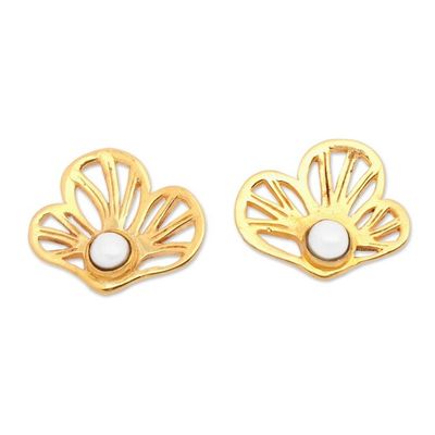 Alternate image for 22k Gold-plated Cultured Pearl Clover Button Earrings Marine Clover