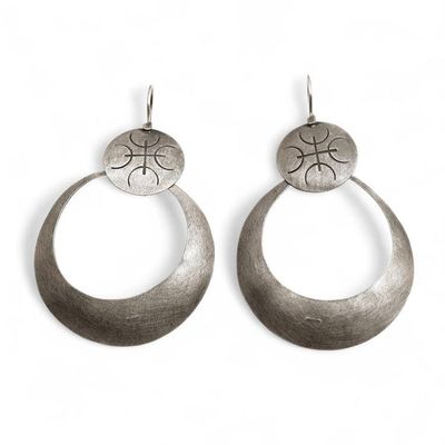 Primary image for Balinese-Inspired Oxidized and Brushed-Satin Dangle Earrings Island Directions