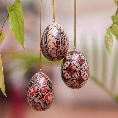 Primary image for Hand Made Batik Wood Ornaments Set of 3 from Indonesia Kawung Eggs