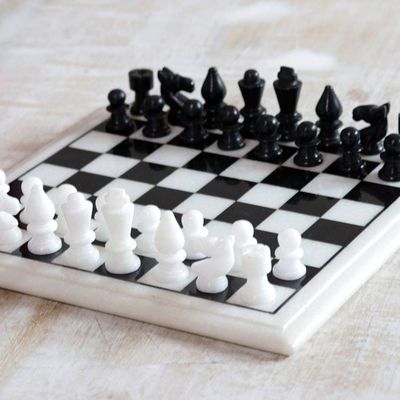 Alternate image for Black and White Marble Chess Set from India Royal Grandeur