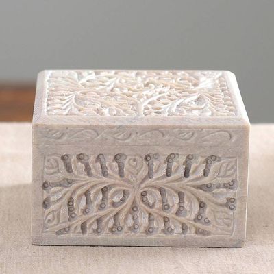 Primary image for Leaf-Themed Jali Openwork Carved Soapstone Decorative Box Happy Leaves
