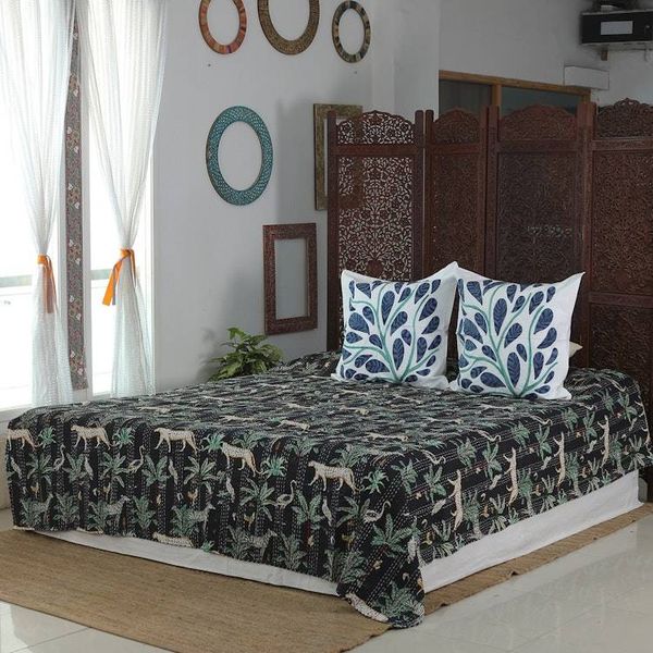 Alternate image for Tropical-Themed Embroidered Cotton Queen Bedspread in Black Night Jungle Story