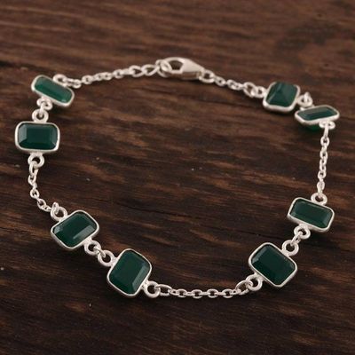 Alternate image for 6.5-Carat Green Onyx Station Bracelet from India Alluring Forest