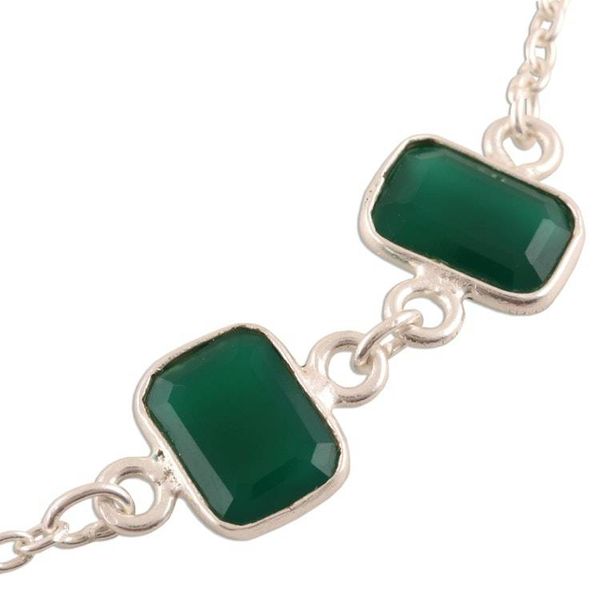 Alternate image for 6.5-Carat Green Onyx Station Bracelet from India Alluring Forest