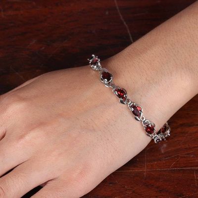 Alternate image for Rhodium-Plated Sterling Silver Bracelet with 11-Carat Garnet Passionate Vine